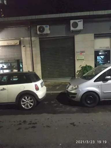 OTTIMA BOTTEGA INZONA RESIDENZIALE VIA TRIESTE 69