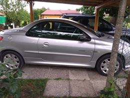 Foto 4 Peugeot Modello 206 - Frizione rifatta Anno 2004 Km 150000 Cabrio