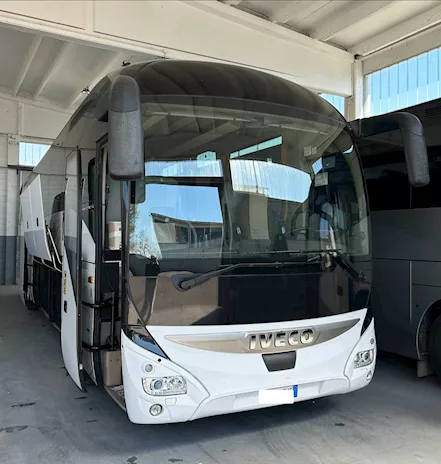  Iveco Magelys Pro