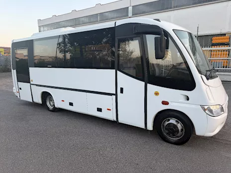 Minibus/ Beluga posti 23+16+2