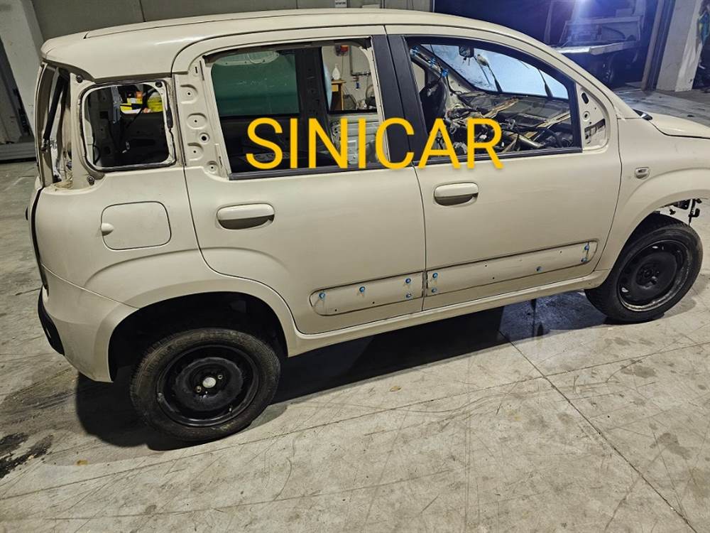 Fiat Modello Panda 900 Twin Air Metano Sinistrata Incidentata 2017 Km 10 - Foto 3