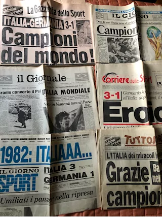 Giornali vinage Torri gemelle, tsunami, sport ecc