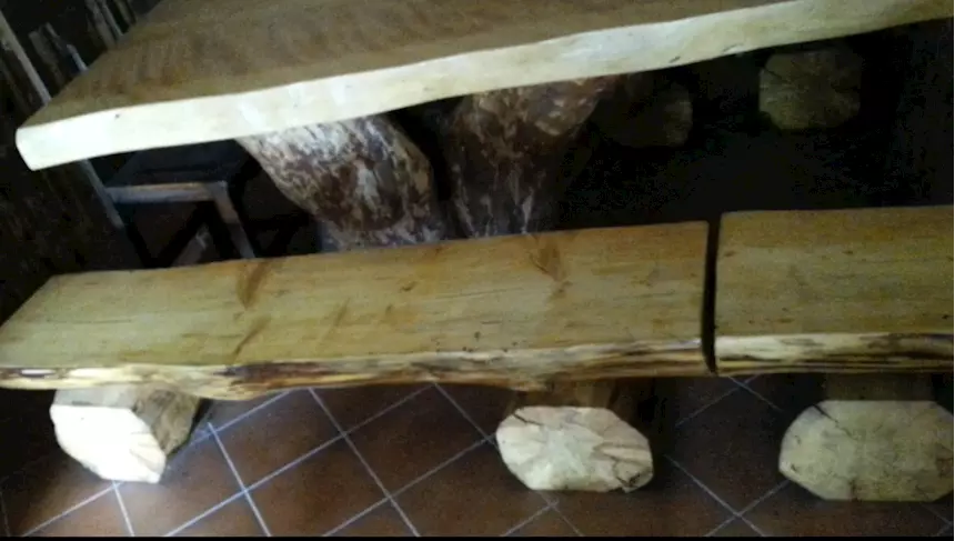 Foto 6Tavolo raro prestigioso con tronchi ultrasecolari