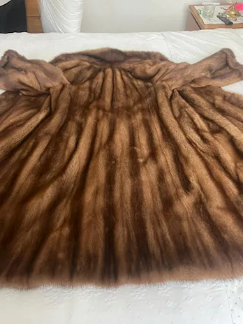 Vendo pelliccia visone femmina, ottimo stato, prezzo trattabile - Foto 4