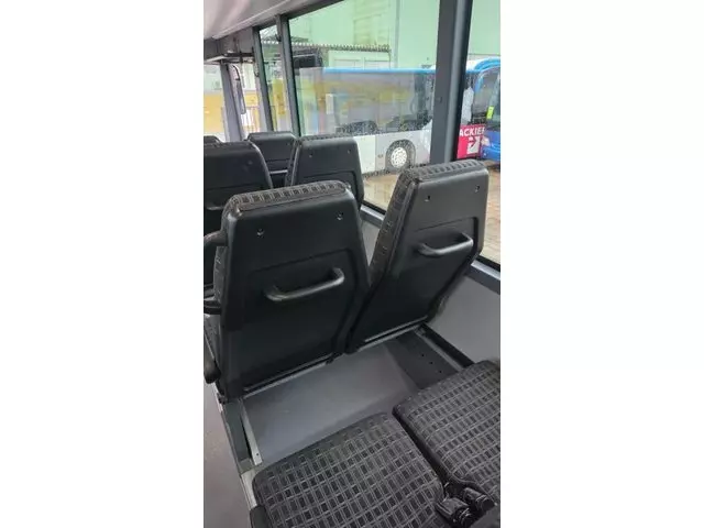 Foto 11Iveco Crossway H, cambio automatico