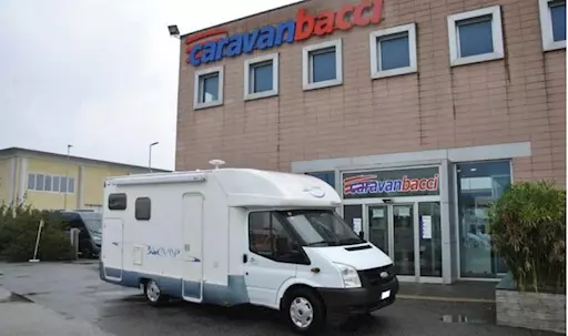Camper Semintegrale Blu Camp Sky 22