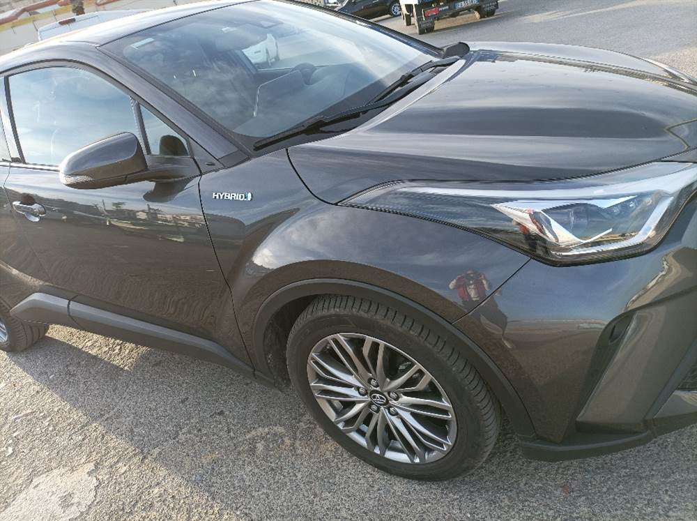 Toyota CH-R full hibrid