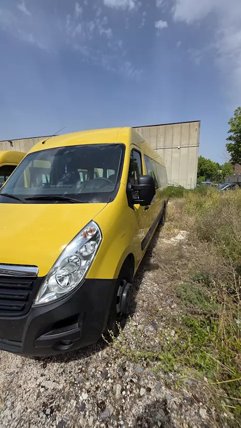 Scuolabus Opel Movano 32+ 1 posti Anno 2019 Km 107000 Euro 6, cambio manuale