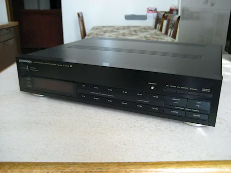 Sintonizzatore HiFi stereo Pioneer F-X450