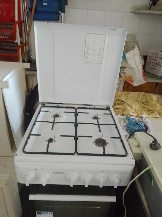 Cucina a gas marca NIKKEY