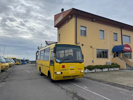 Iveco Irisbus Cacciamali 65 CC80E 18M