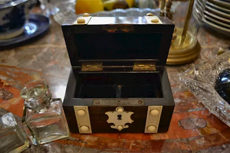 Cofanetto porta profumi XX secolo, in legno - Foto 5