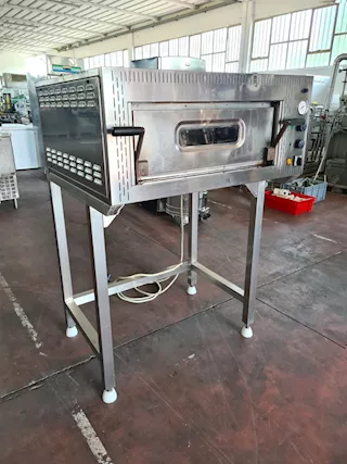Forno per pizzeria con rialzo usato