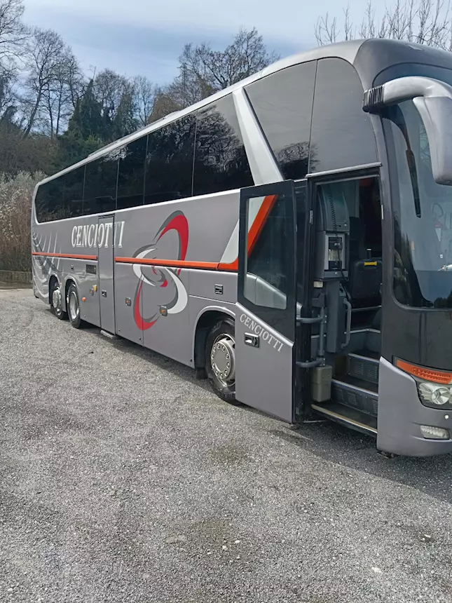 King Long 6130 Anno 2014 Km 500000 Euro 5
