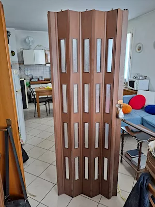 Porta scorrevole a soffietto