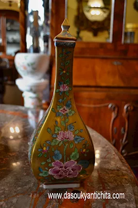 Vaso in porcellana policroma di Desdra del XX sec, ottimo stato - Foto 2