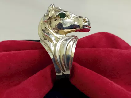 ANELLO CAVALLO IN ARGENTO 925 PLACCATO ORO 18K, LEGGERE TUTT