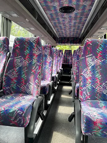 Vendo autobus Mercedes Anno 1999 Km 75000 Euro 2, in ottime condizioni - Anteprima 5