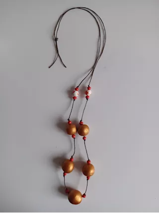 Collana ceramica e legno