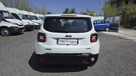 Jeep Renegade 1.6 Mjt 120 CV Longitude Anno 2015 Km 139100, unico proprietario - Anteprima 4
