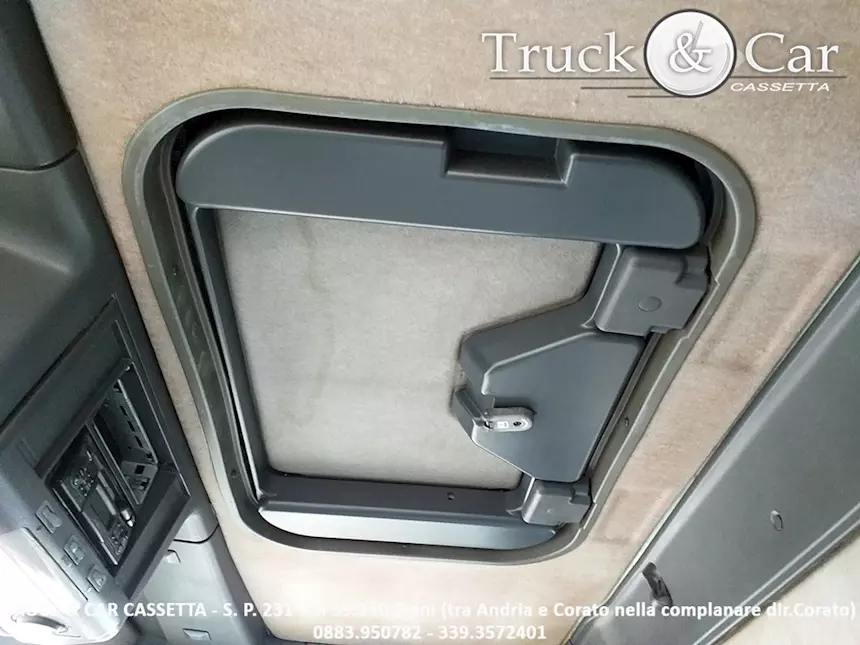 Foto 11RIF.518 - IVECO EUROCARGO 75 E 14 - CASSONE CENTINATO - 1999 Km 614132