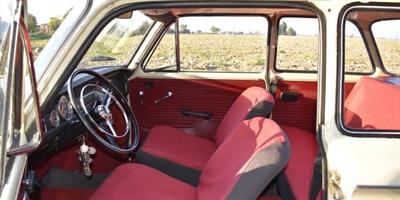 Vendo NSU PRINZ del 1970 Km 120000 Berlina Benzina, in ottime condizioni - Foto 5