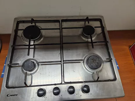 Piastra 4 fuochi a gas