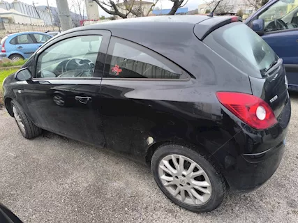 Opel Modello Corsa Anno 2009 Km 170000 Coupé - Foto 3