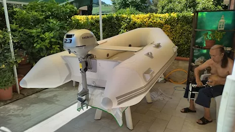 Tender 2,70 con motore Honda 2,3 hp NUOVO