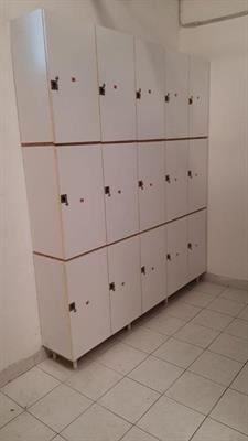 48 armadietti spogliatoio palestra