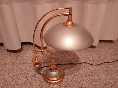 Lampada da comodino senza interruttore