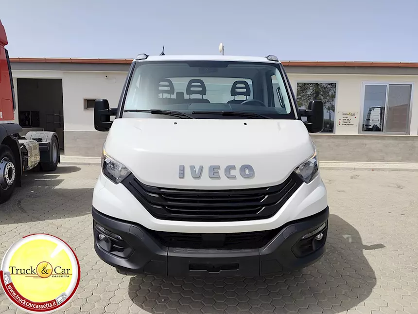 Foto 2Iveco Daily 35 C 14 - 2024 - Telaio con sponda Km 55473, colore esterno Bianco
