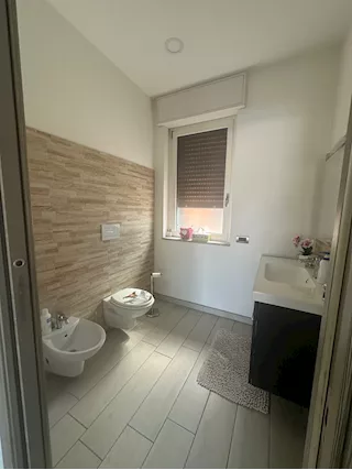 Intero stabile +terrazzo+casa - Foto 6