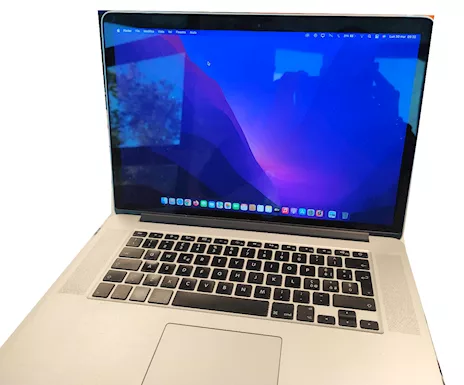 MacBook Pro 15 pollici Retina Apple - Anteprima 1
