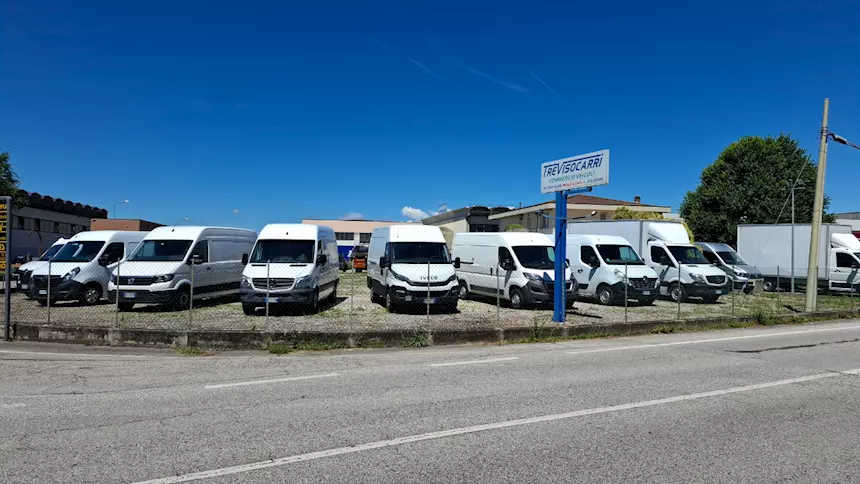 Foto 12Ducato - Officina Mobile + Sponda - Metano Euro 6, passo medio