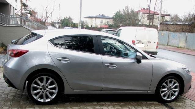 Mazda 3 SKYPASSION