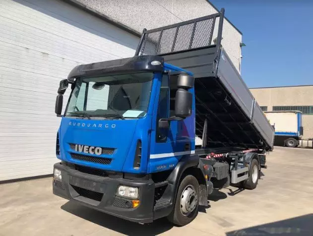 Foto 10I90,36 ribaltabile varie disponibilità 2 assi 3 assi Iveco Anno 1990