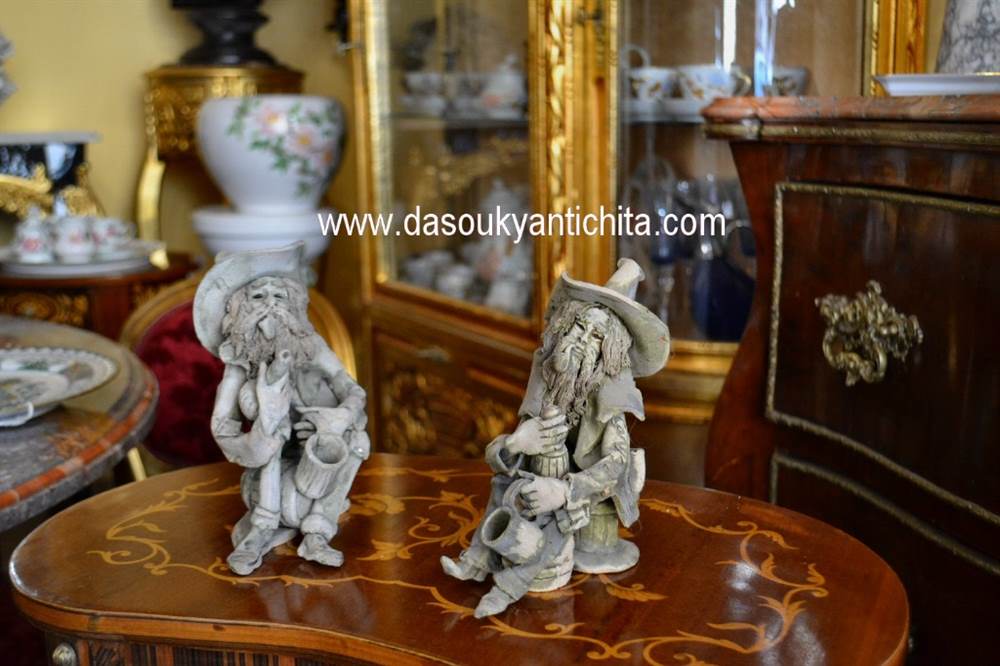 Coppia statuine anziani in terracotta firmate Caruso, in buone condizioni - Foto 2