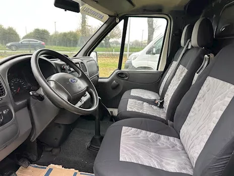 Transit Van Marca Ford Anno 2006 - Anteprima 5