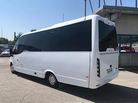 Iveco 70C18/P Indcar Wing anno 2017 Gran Turismo Euro 6, cambio automatico - Anteprima 10