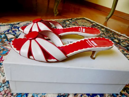 Sandali MOSCHINO in pelle bianco-rossa n. 37