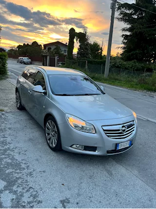 Opel Insignia 2010
