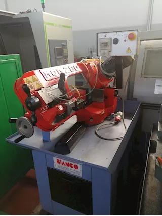 Segatrice a nastro manuale BIANCO Mod 280