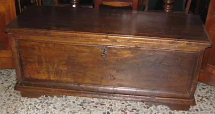 Cassapanca antica