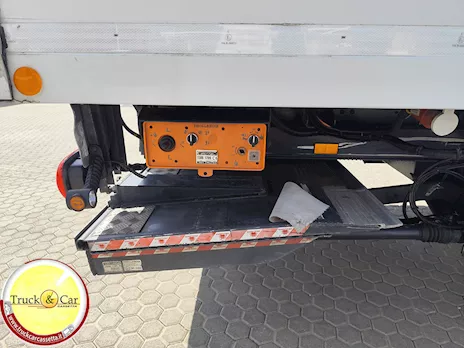Iveco Eurocargo 140 e 22 - 2016 - Furgone Isotermico Km 300866 - Anteprima 12