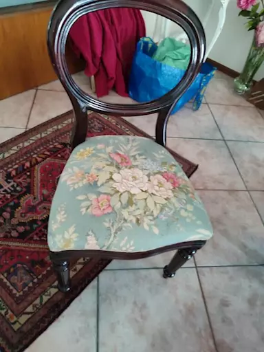 Tavolo ovale allungabile in legno massello