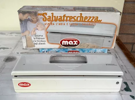 Macchina sigillatrice sacchetti sottovuoto MAX 505