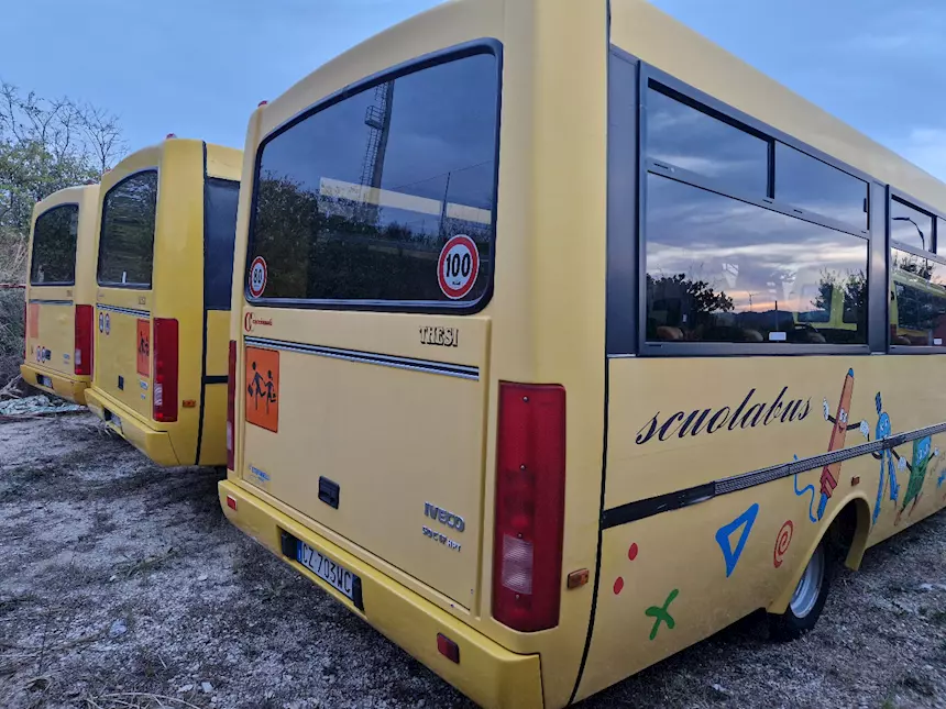 Foto 4Scuolabus Cacciamali Marca Iveco Euro 3, in ottime condizioni