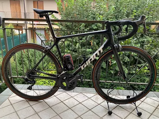 BICI DA CORSA giant TCR SL