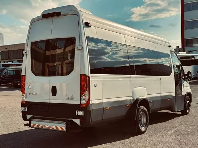 Foto 3Iveco Irisbus Daily A65c18, cambio automatico, unico proprietario
